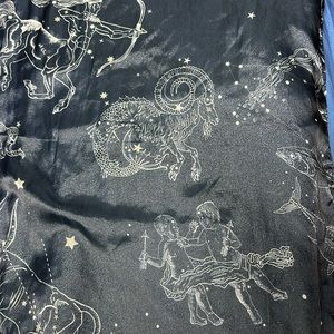 Sammi Jefcoate scarf Pre Ardeo Studios.